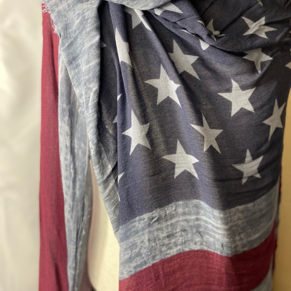 Scarf - Picture 2 of 4